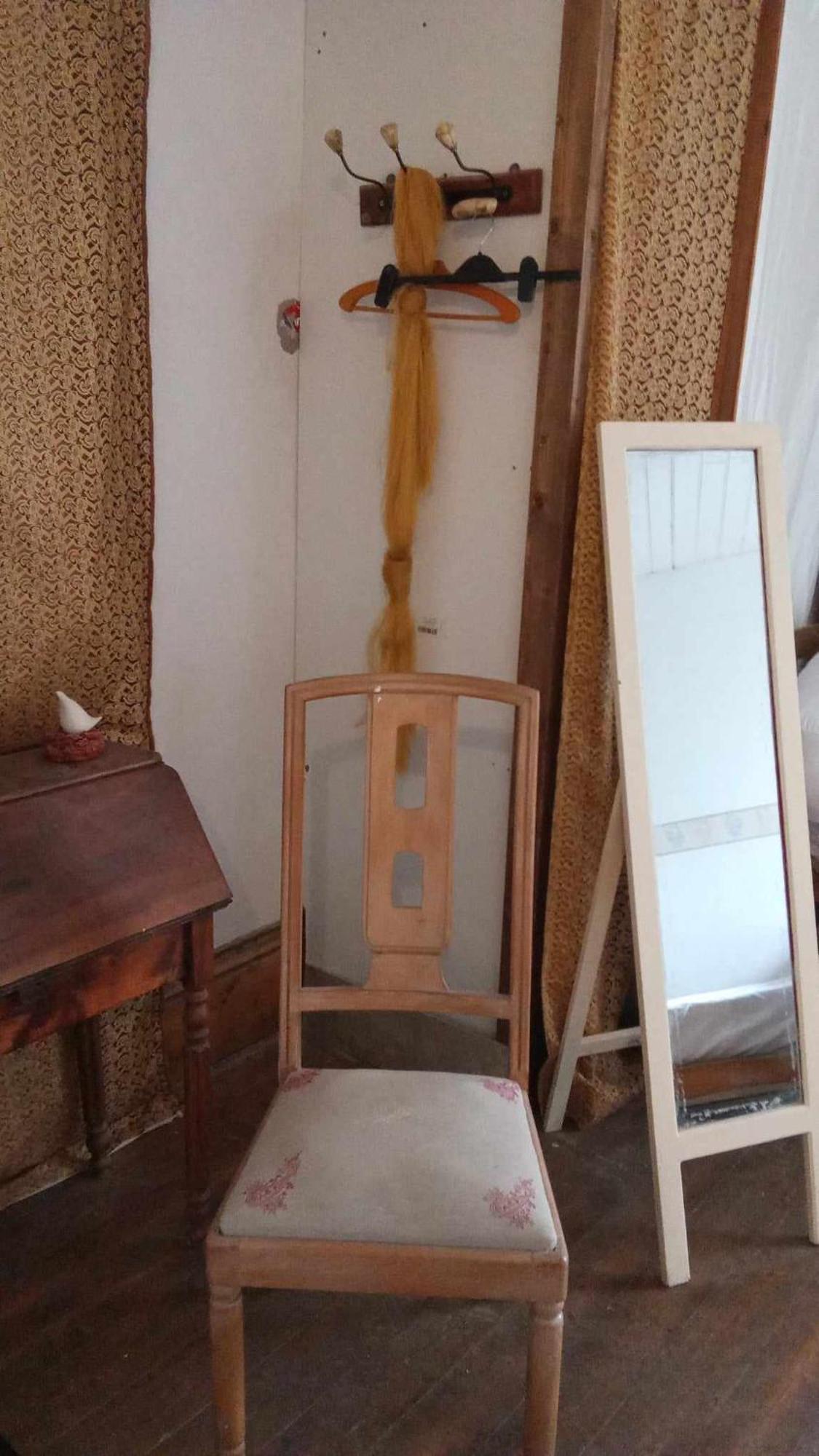La Grille Fleurie, Chambres D'Hote Chez L'Habitant Arthonnay Luaran gambar