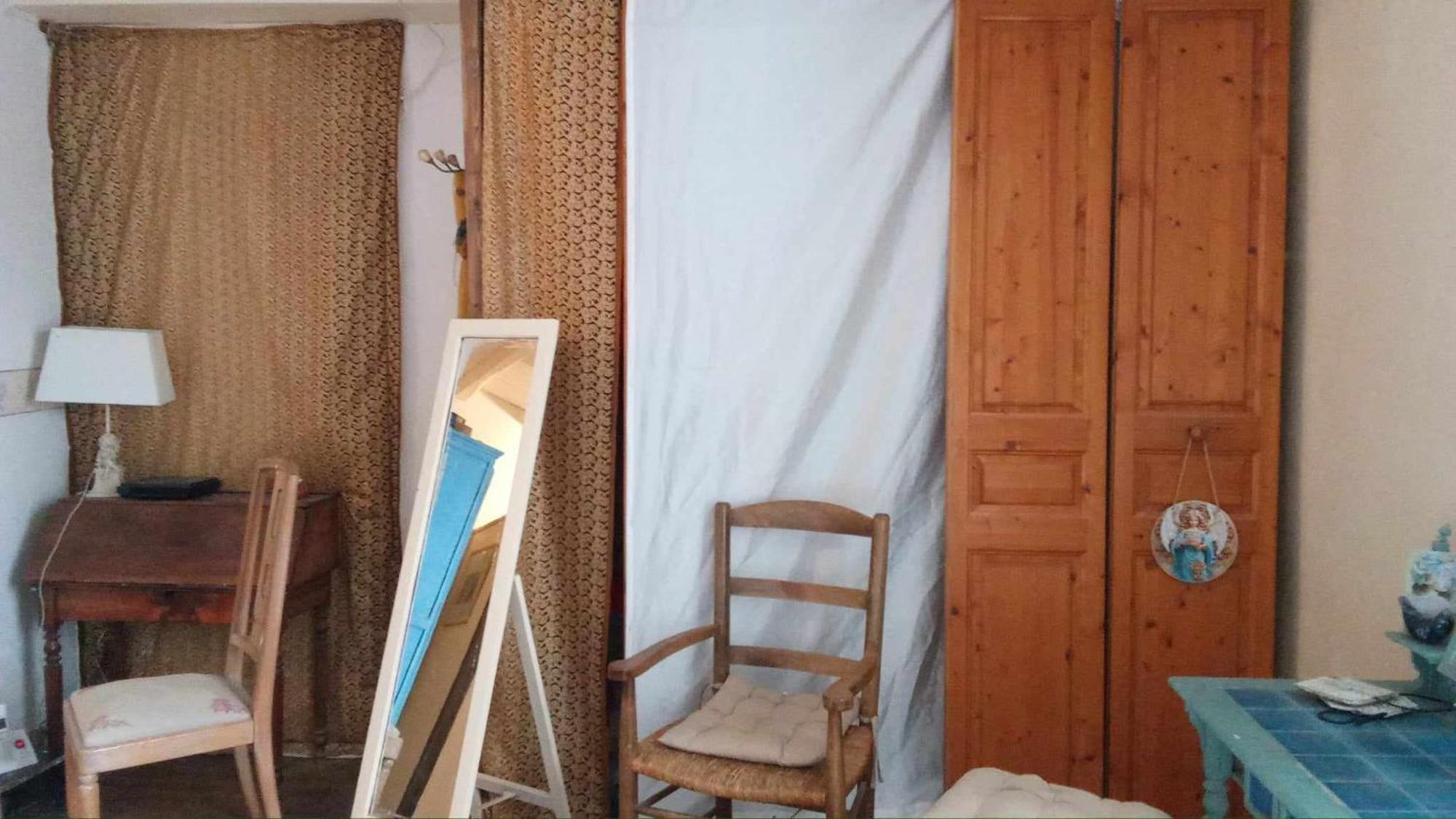 La Grille Fleurie, Chambres D'Hote Chez L'Habitant Arthonnay Luaran gambar