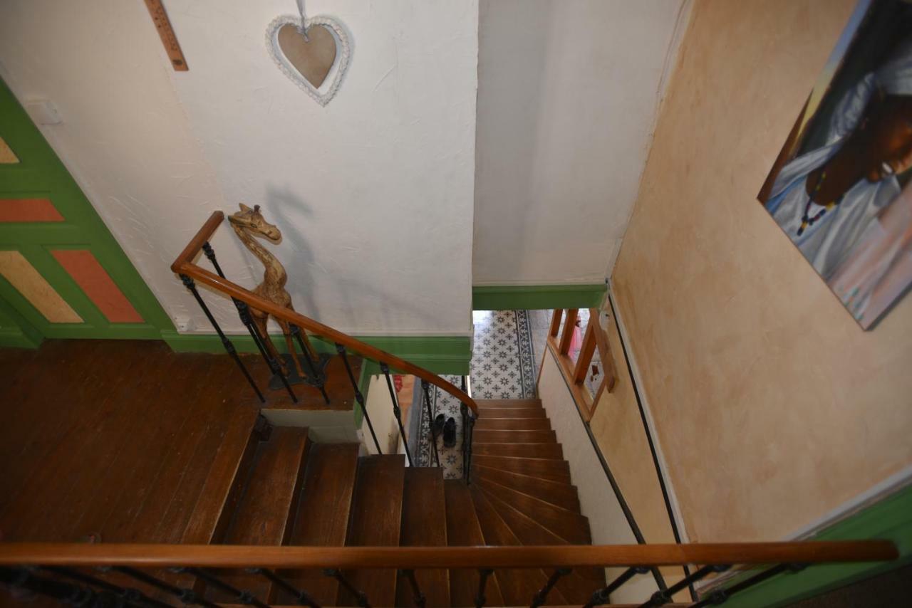 La Grille Fleurie, Chambres D'Hote Chez L'Habitant Arthonnay Luaran gambar